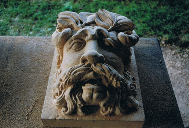 MASCARON02